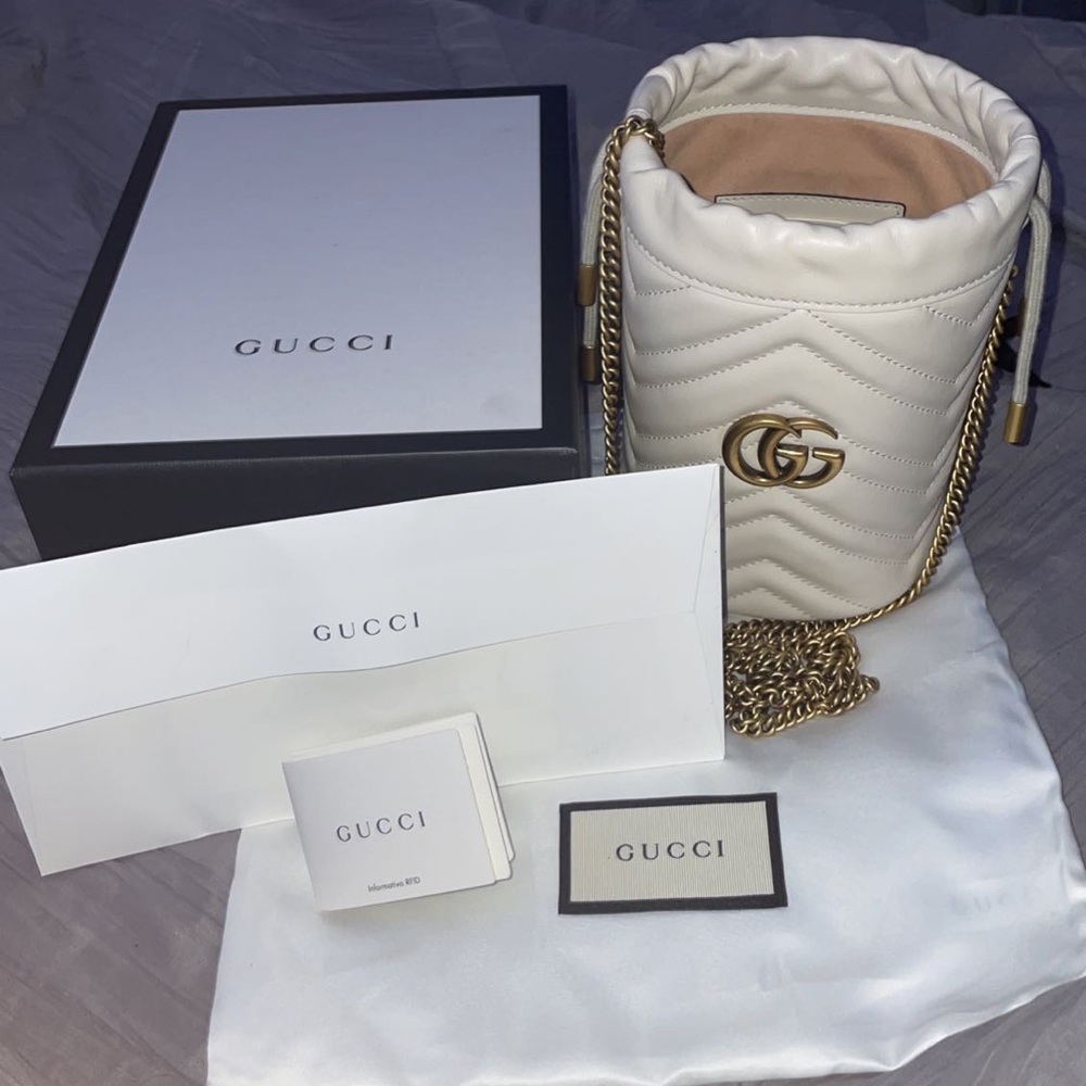 COPY - COPY - GG marmont mini bucket bag white le…